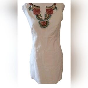 Laundry by Shelli Segal Size 2 Dress With Beaded Front V-shaped Neckline